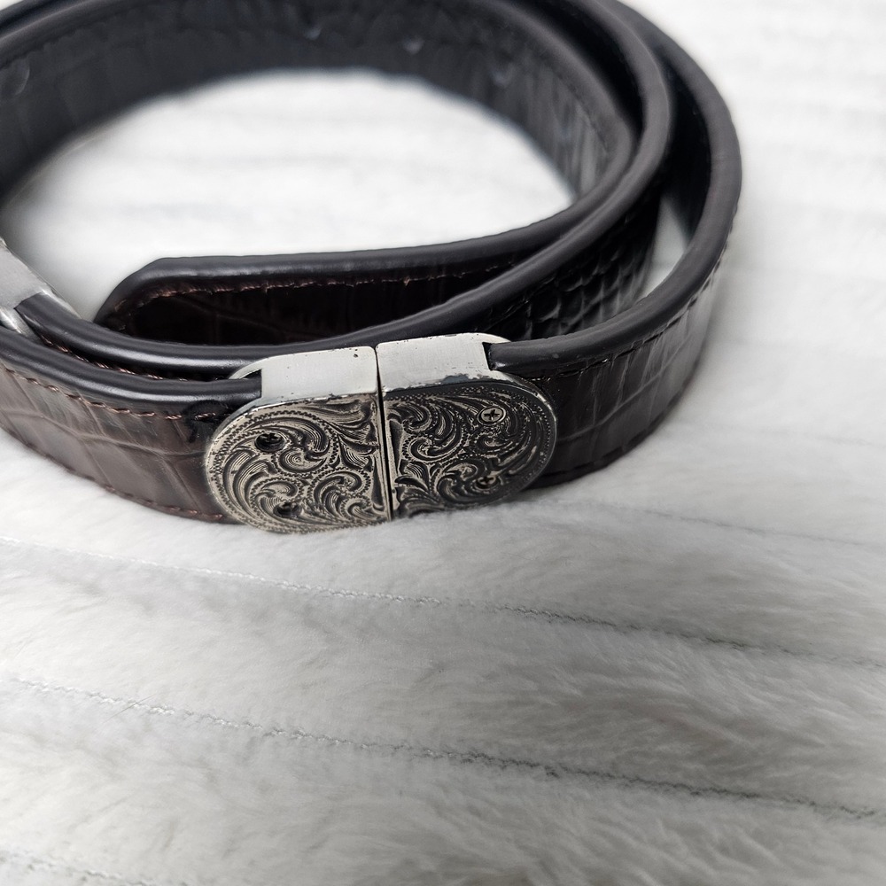 Western Leather Belt 32 Brown Croc Embossed Silver Buckle Cowboy Cowgirl Rodeo - Picture 2 of 15